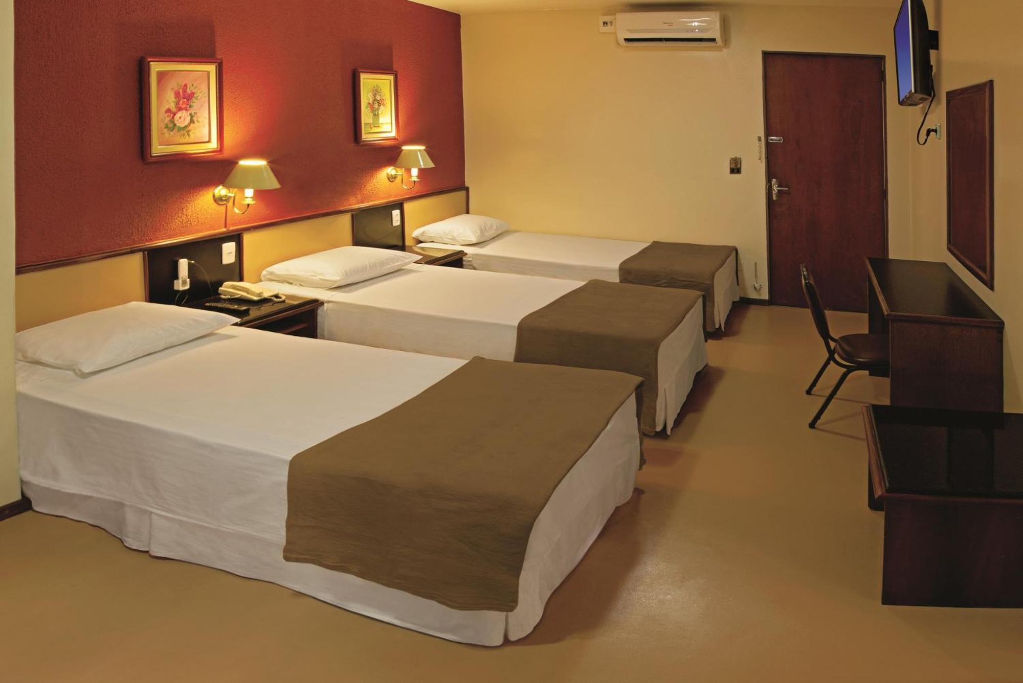 Hotel Lira