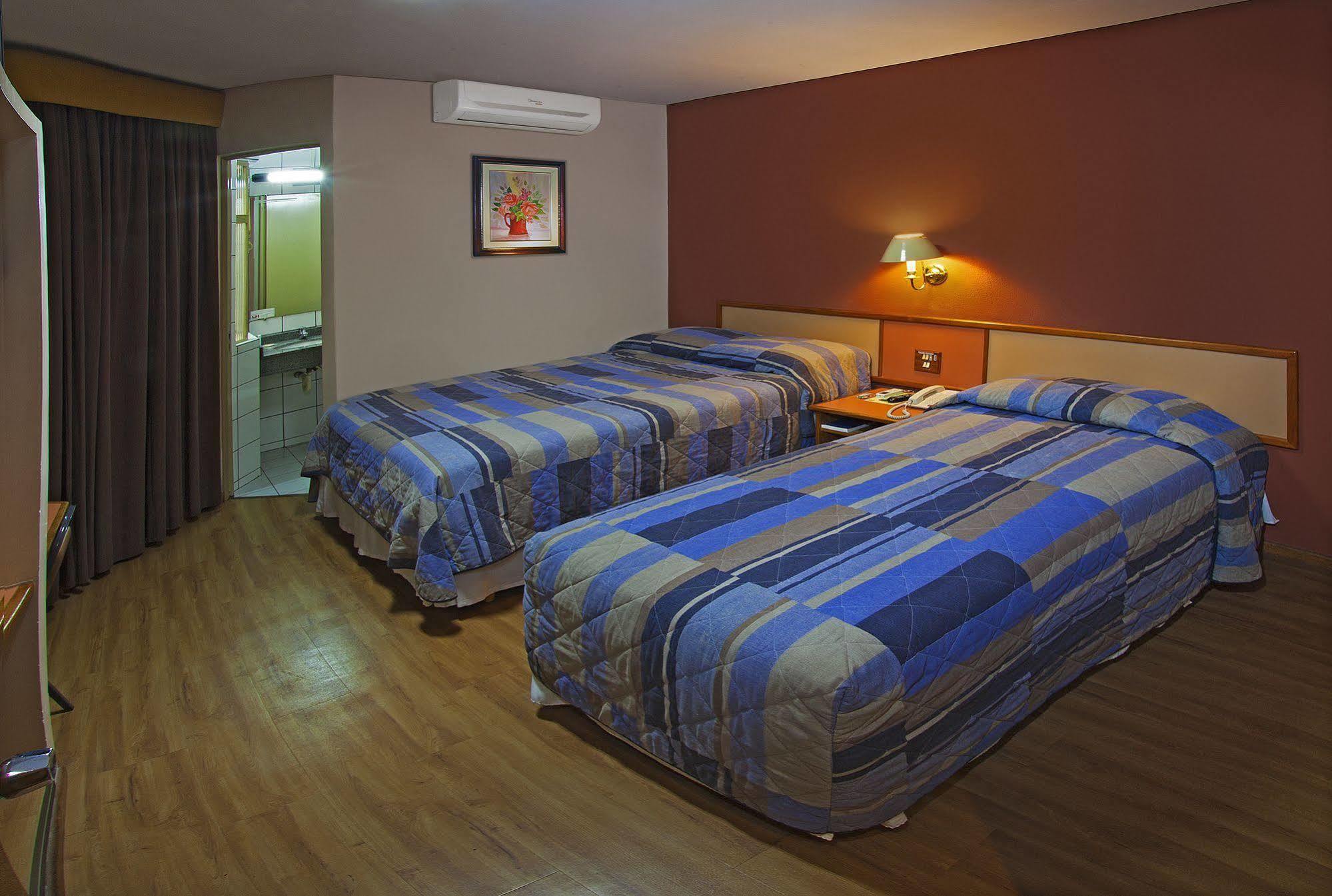 Hotel Lira 3*
